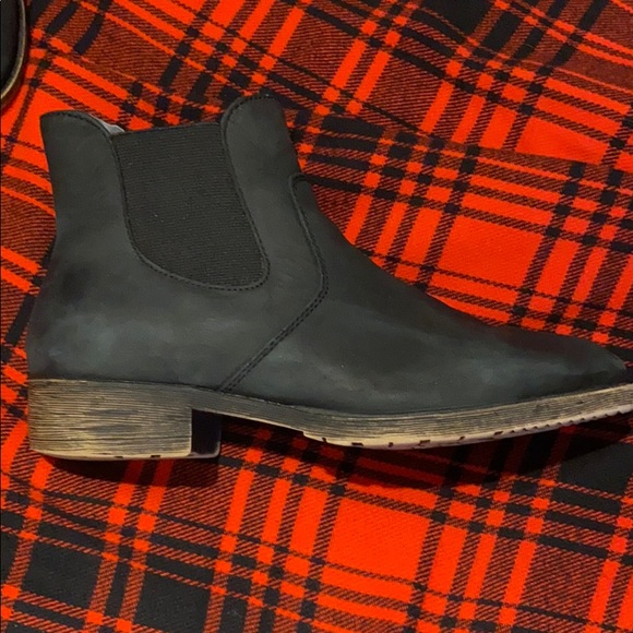 Black ankle boots - Picture 6 of 16